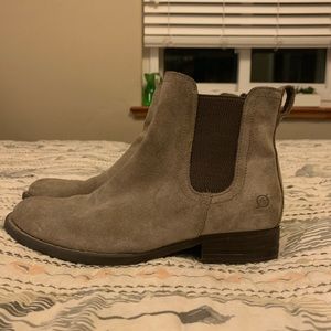 Born Chelsea Boot